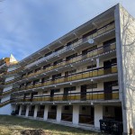 Balatonbogláron eladó egy 25 m2-s, 1 szobás + erkélyes, téglalakás, mely nyaralónak és lakó ingatlannak is kiváló lehet.
