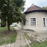 Sokoldalú ingatlan eladó Almásfüzítő központjában – étterem, presszó, konyha és fejlesztési lehetőség egyben! Sokoldalú ingatlan eladó Almásfüzítő központjában – étterem, presszó, konyha és fejlesztési lehetőség egyben!