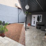 Szépasszonyvölgy  közelében 2 ház egy  telken eladó. 20-9751413